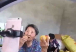 91岁直播带货奶奶,跨越时代的带货传奇